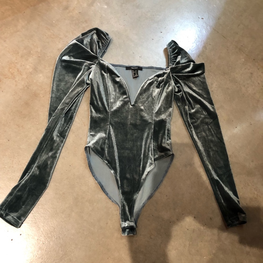 Velvet Forever 21 Bodysuit Sz S AWESOME!! #BE9